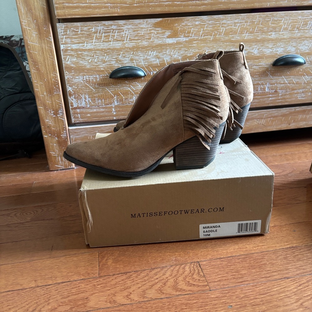 Matisse Saddle Fringe Ankle Booties